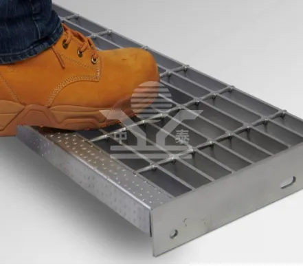 Installing Temporary Fence Posts for Enhanced Site Security and Protection