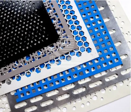 metal construction fence