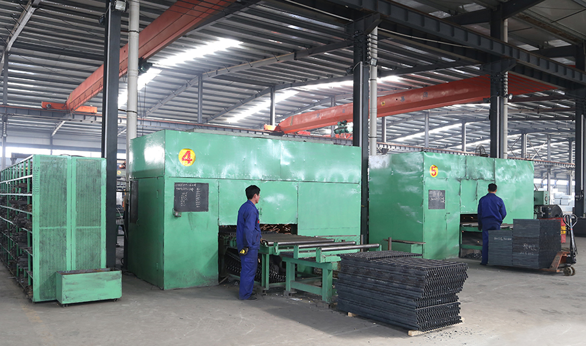 expandable steel mesh