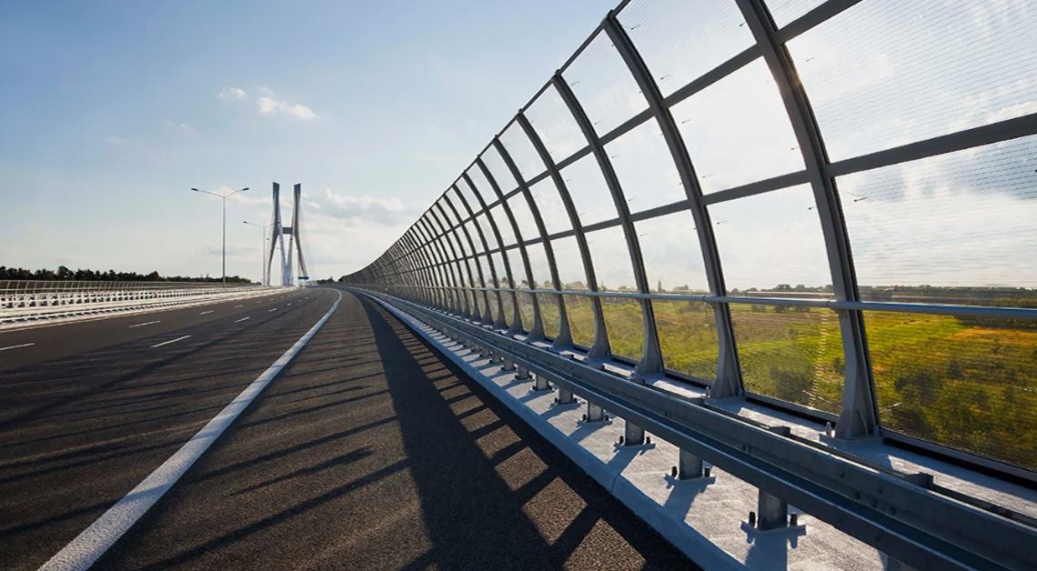 soundproof fence outdoor