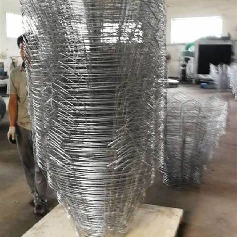 Exploring the Features and Benefits of a Grid Mesh Display Panel for Enhanced Visualization