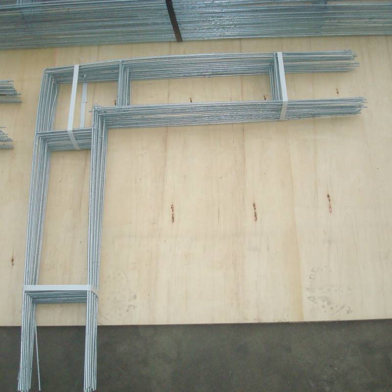 Durable Metal Wire Grid Panels for Versatile Storage and Organization Solutions