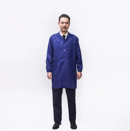 The Importance of Warehouse Dust Coat for Laboratory Safety