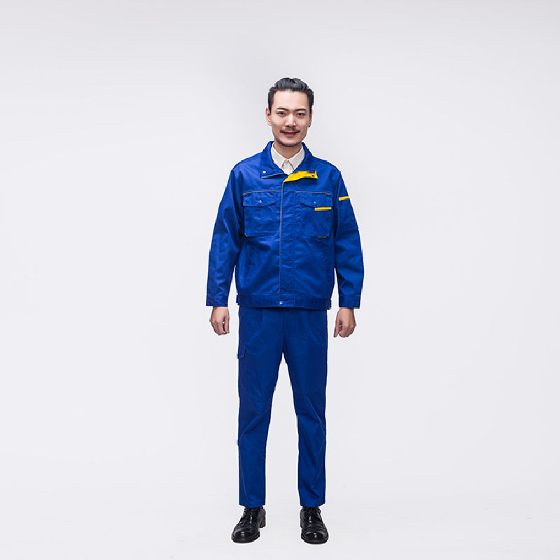 Builder’s Winter Workwear: Durable, Warm Solutions for Cold Construction Sites