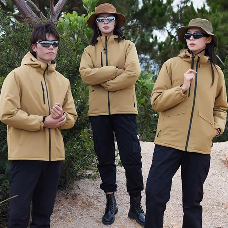 Benefits of Wearing Outdoor Sport Jackets for Hiking