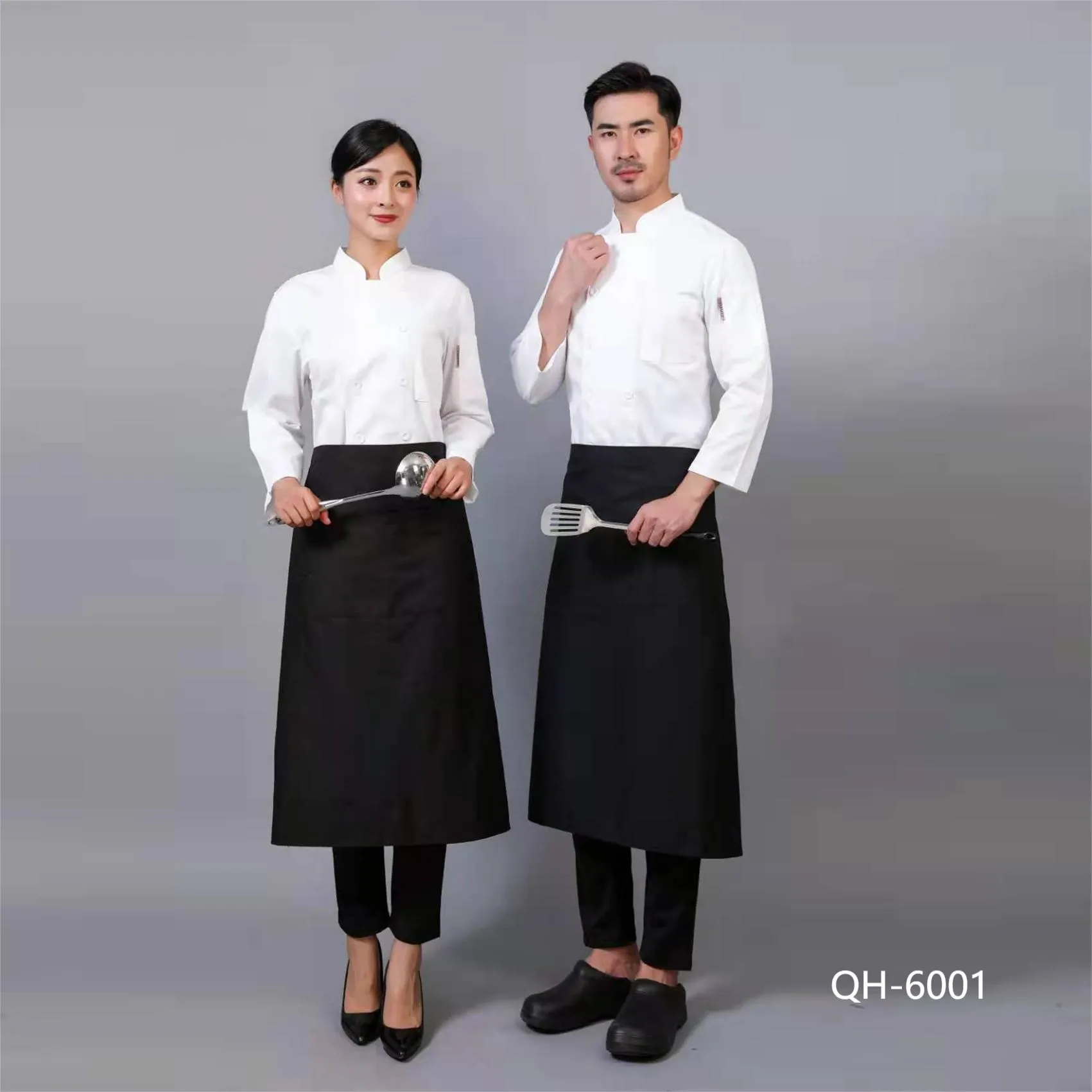 Stylish Plus-Size Women's Rain Jacket for All Weather Conditions