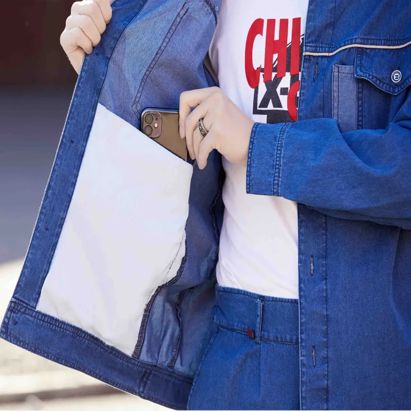 Men's Lightweight Waterproof Jacket for Windy and Rainy Weather