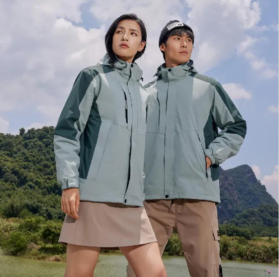 How to Choose the Perfect Outdoor Sports Jacket for All Weather Conditions