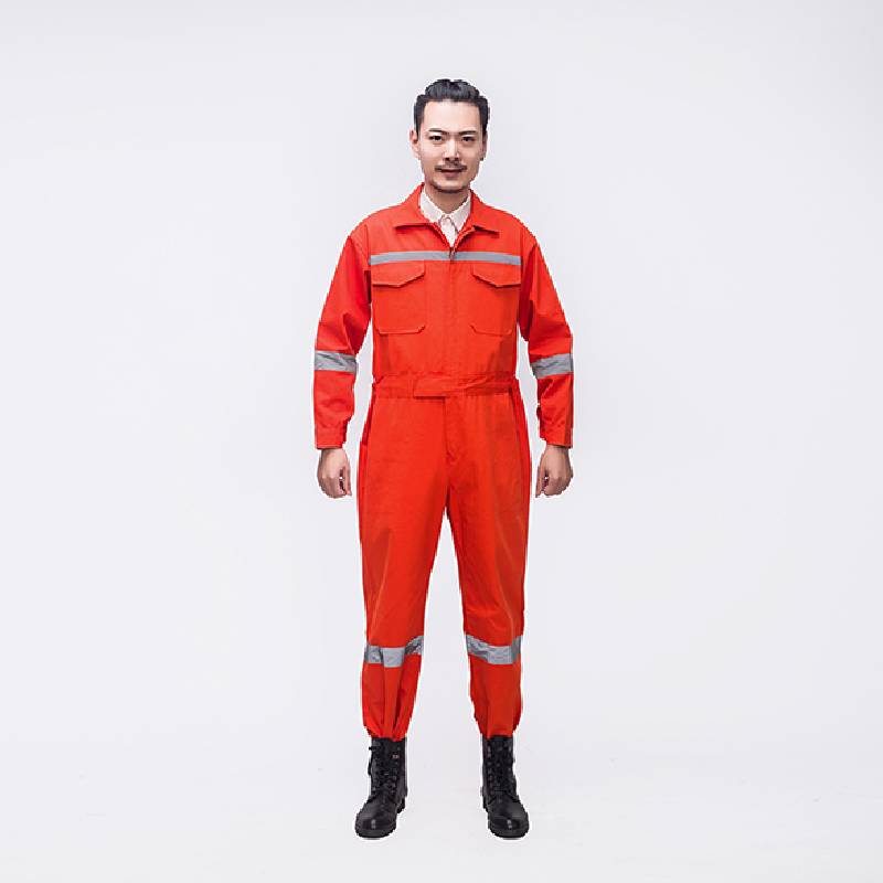 Camp jacket for outdoor adventures - stay warm and stylish on your expeditions!