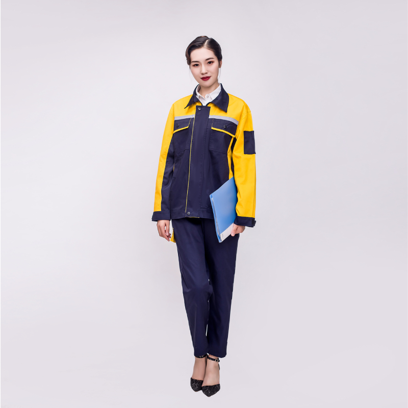 High Visibility Insulated Gloves for Enhanced Safety and Warmth in Cold Conditions