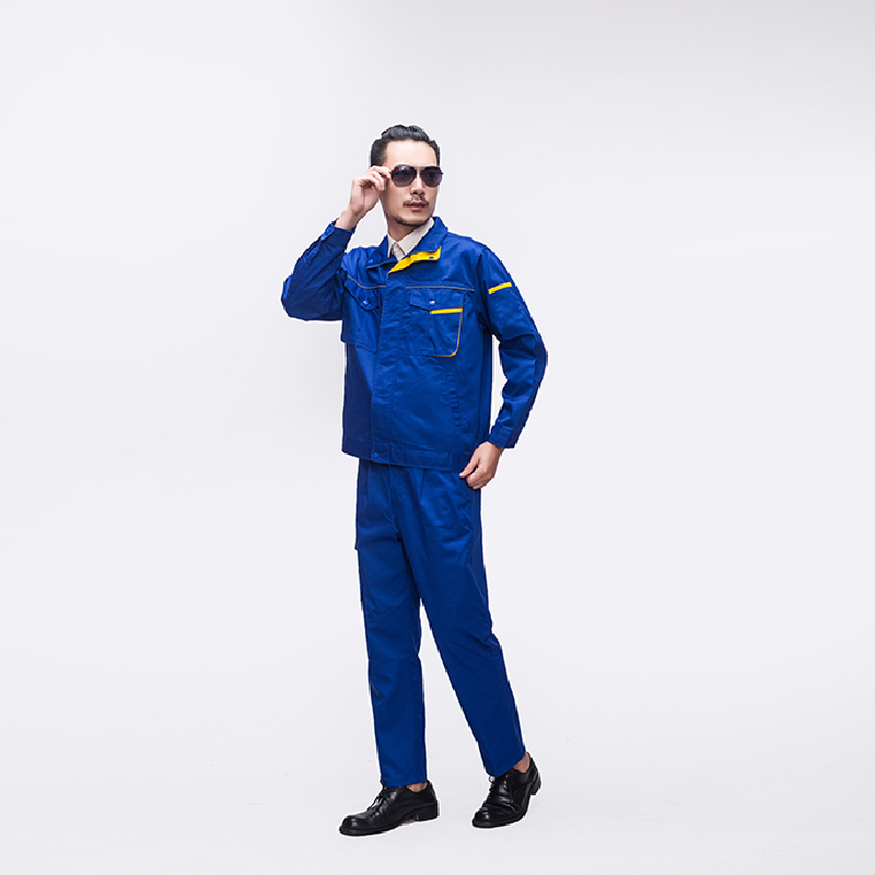 Premium Construction Workwear: Durable, Safe & Fashionable