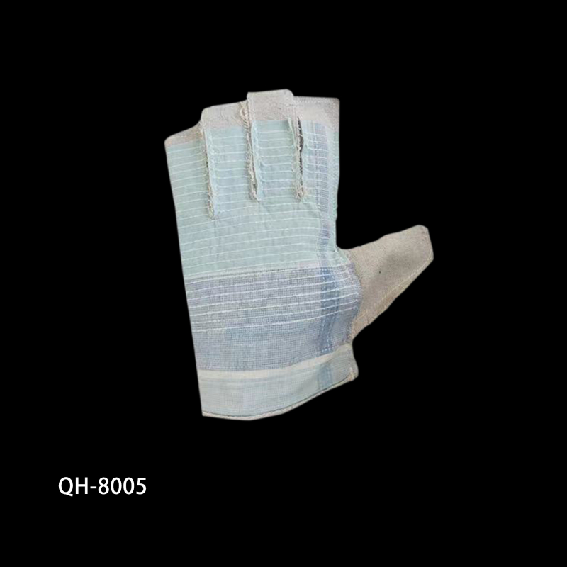 Winter Work Overalls for Construction Professionals in Cold Weather Conditions