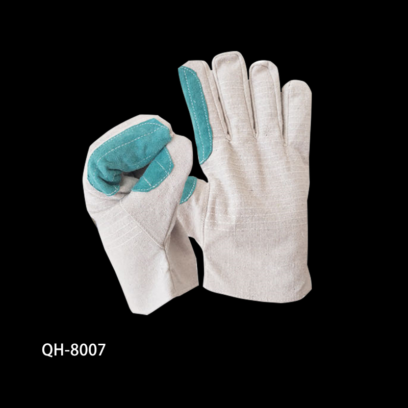 Evaluating the Effectiveness of Rain Jackets for Performance in Wet Conditions