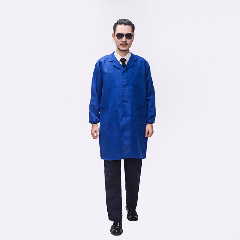 Slim Fit Polo for a Modern and Stylish Look