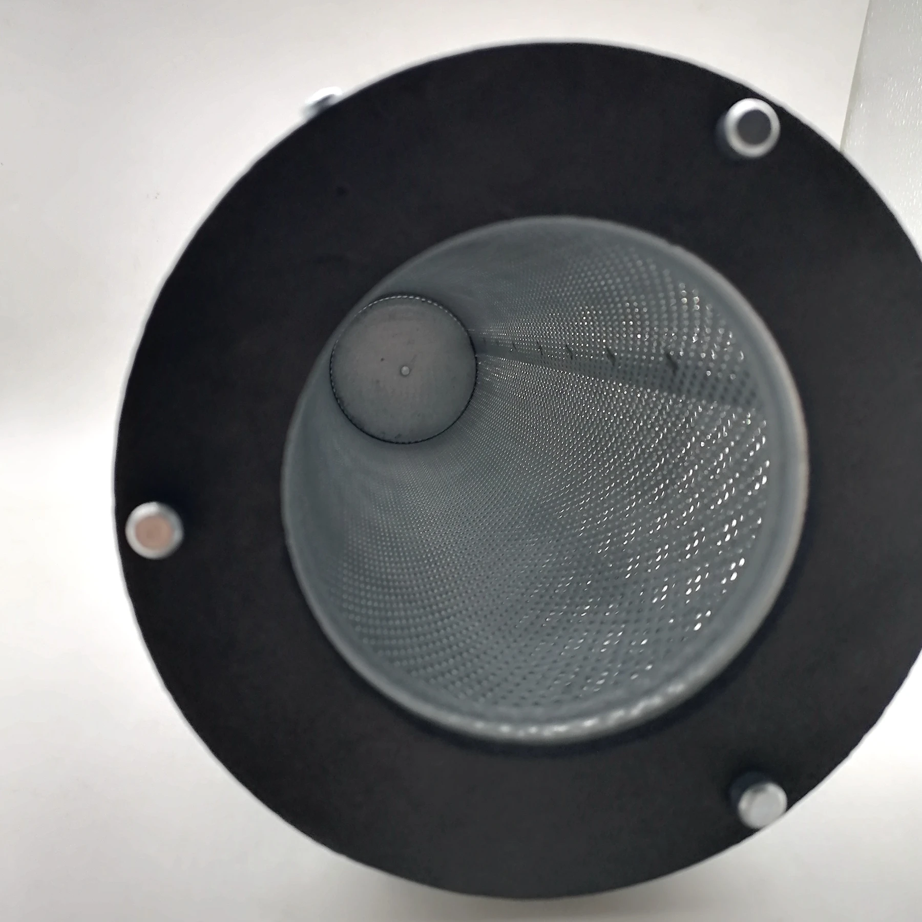 High-Efficiency Activated Carbon Filter for Adsorbing Gas Pollutants