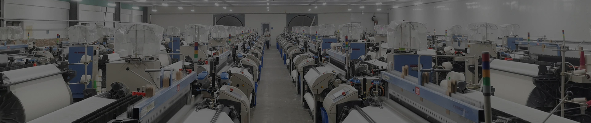 Blend of 65% cotton and 35% elastane for comfortable and stretchy clothing