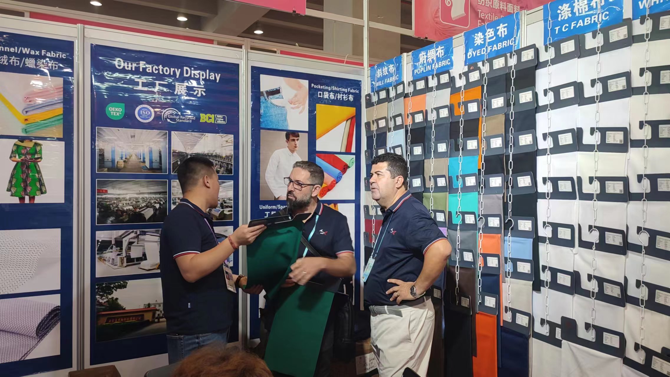 Innovative Uses and Benefits of Grey Mesh Fabric in Modern Apparel and Design Applications