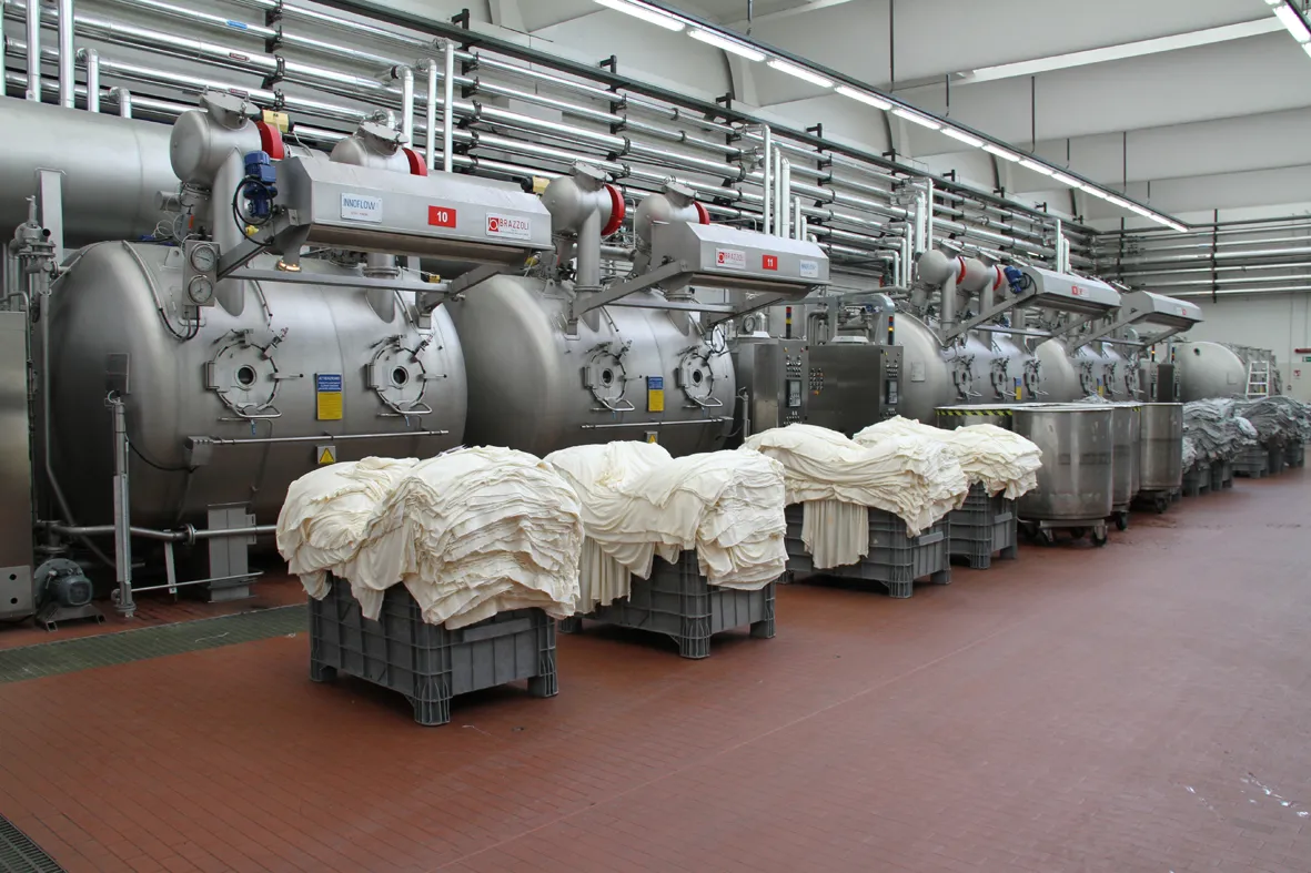 e6aa2fed-8683-4ff6-b4ae-3619b4fe46771