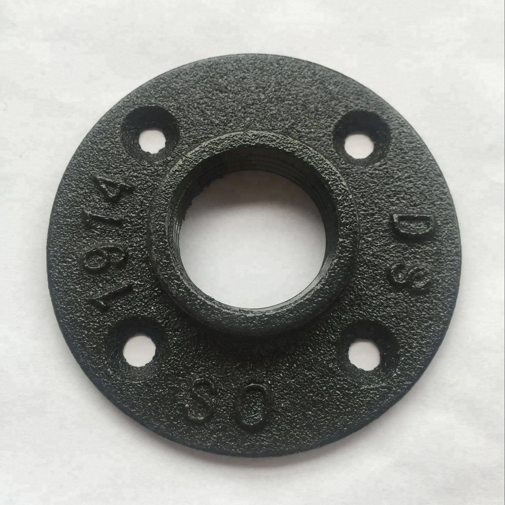 wholesale hardware malleable iron pipe fittings