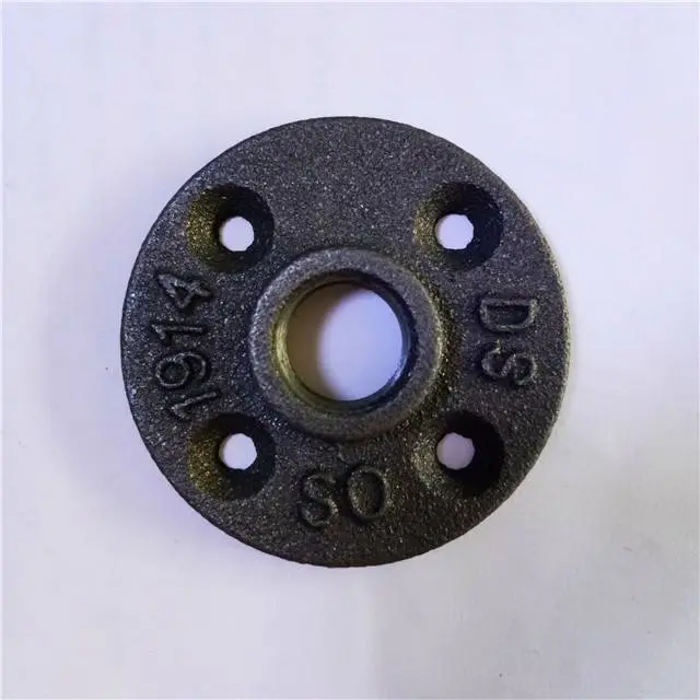 Black Floor Flange Malleable Iron Threaded pipe fitting 1/2 and 3/4 Inch