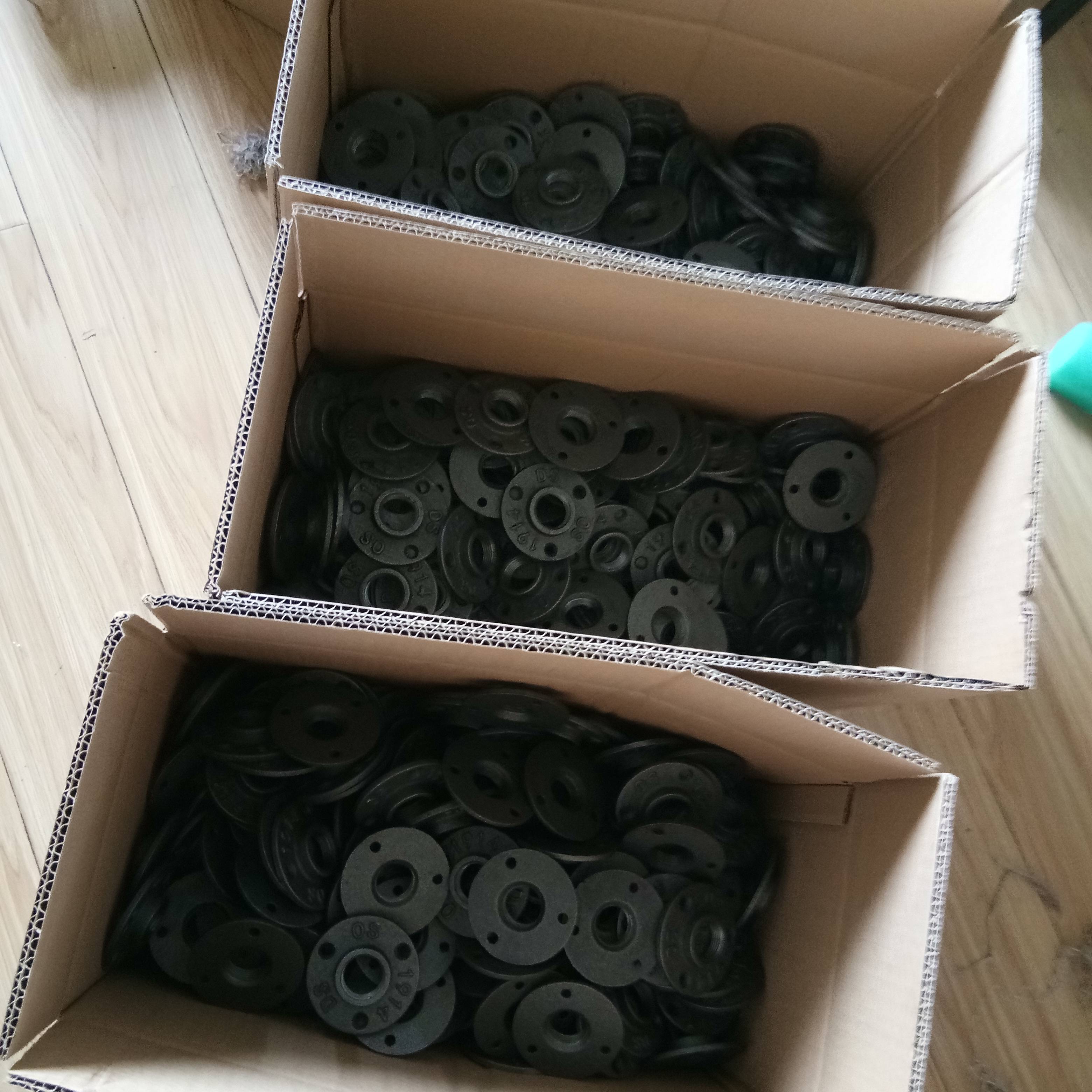 High Performance China Malleable Cast Iron Decorative Floor Flanges