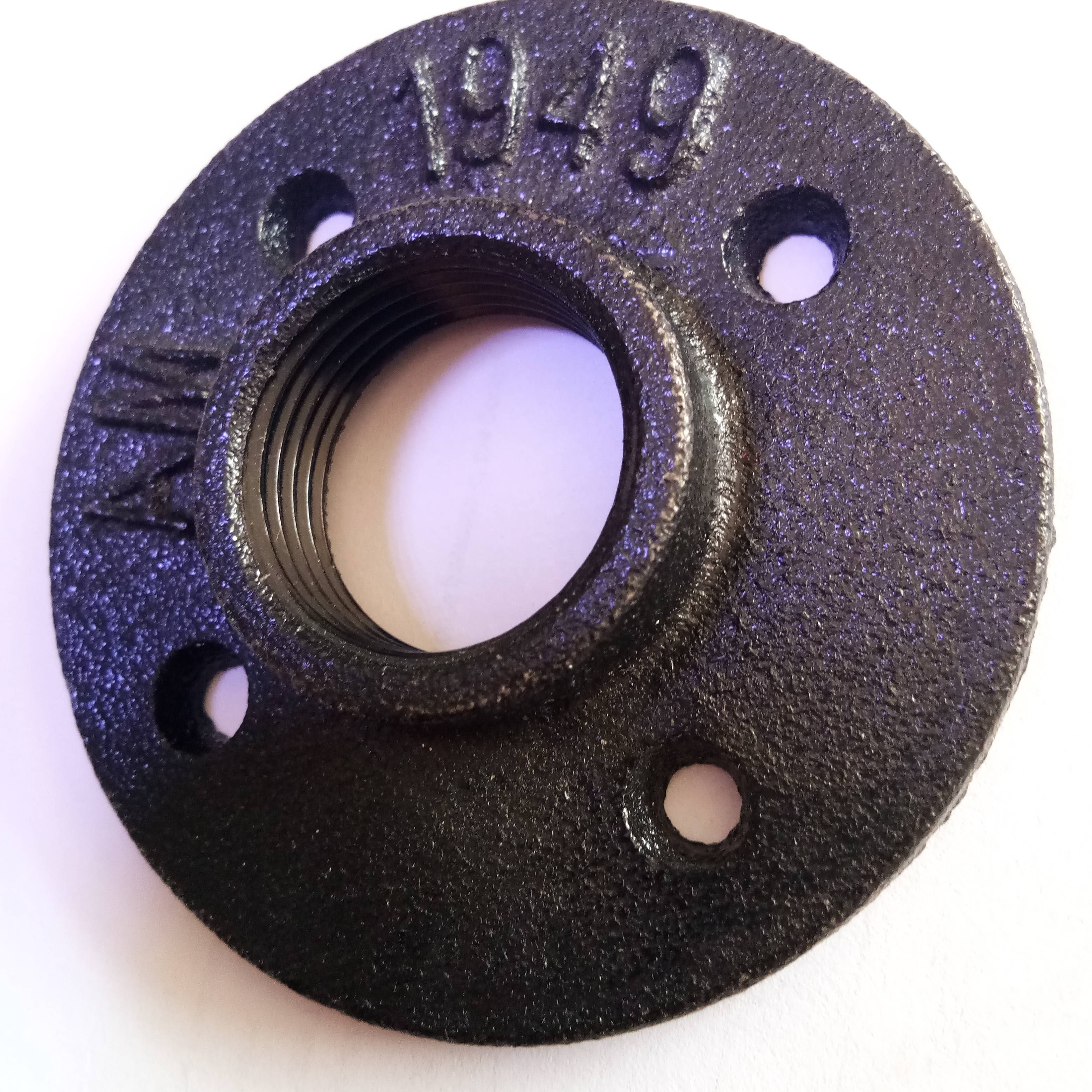 3-holes malleable floor flange iron manufacturers