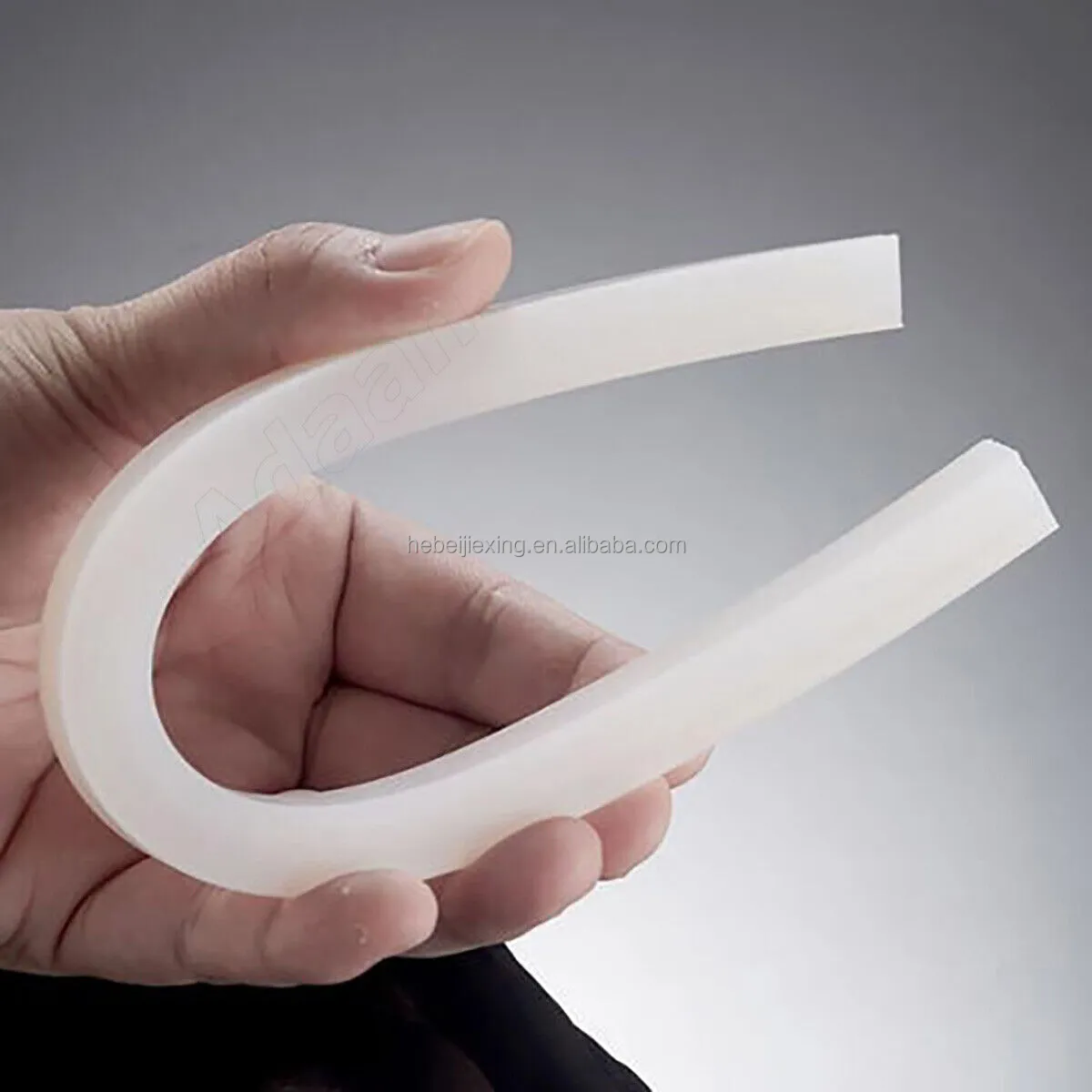 Gap Solid Silicone Rubber Strip - Hebei Qiuzhuo Rubber Products Co., Ltd.|High-Temperature Anti-Oil Sealing Solution