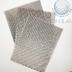 Platinum coated titanium multilayer sintered mesh