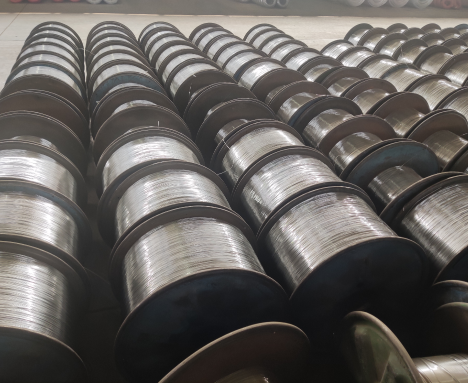 Painting Over Galvanized Wire