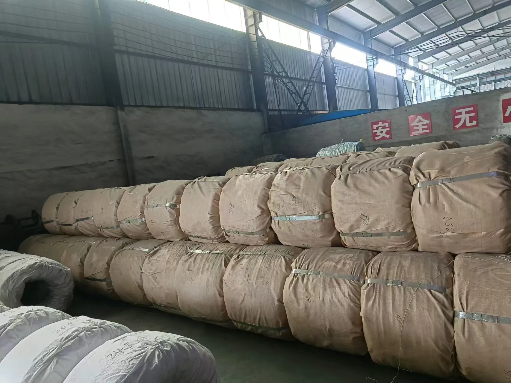 types of hog wire fencing