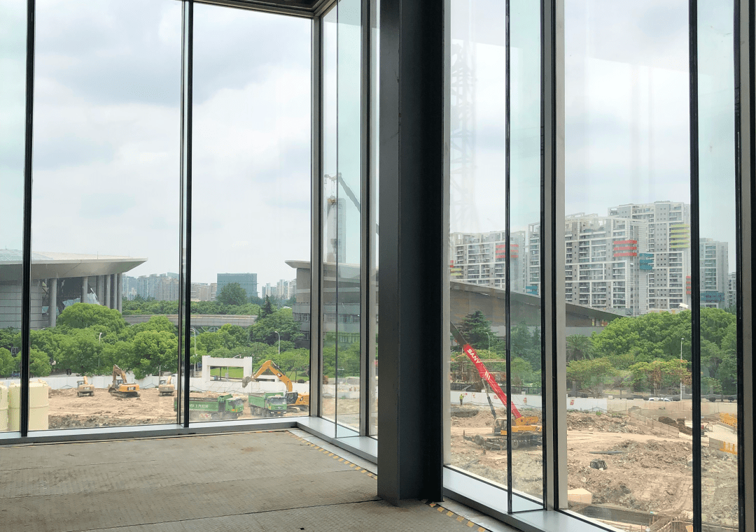 acid etched laminated glass