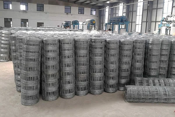 black chain wire fencing