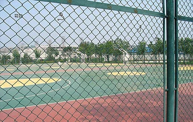 Cost Analysis of Barbed Wire Installation per Meter for Various Applications and Locations