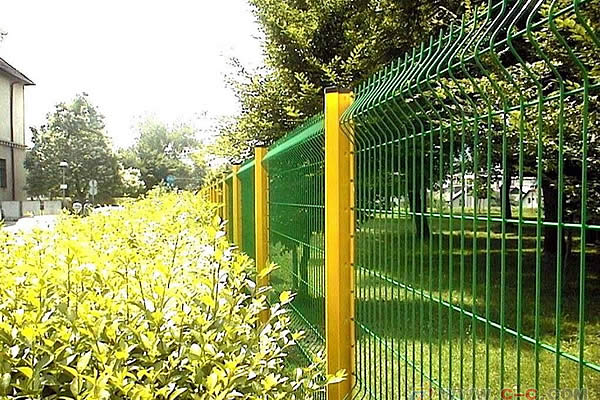 Understanding the Benefits and Applications of Chain Link Wire Fencing for Various Properties