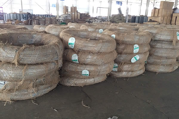 Cost Analysis for Vinyl Chain Link Fencing Installation and Maintenance Options