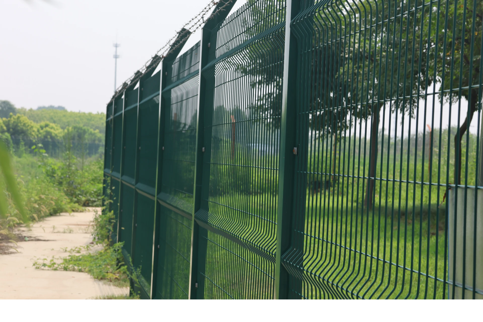 Applications Of Welded Wire Mesh Panels In Sports Facilities