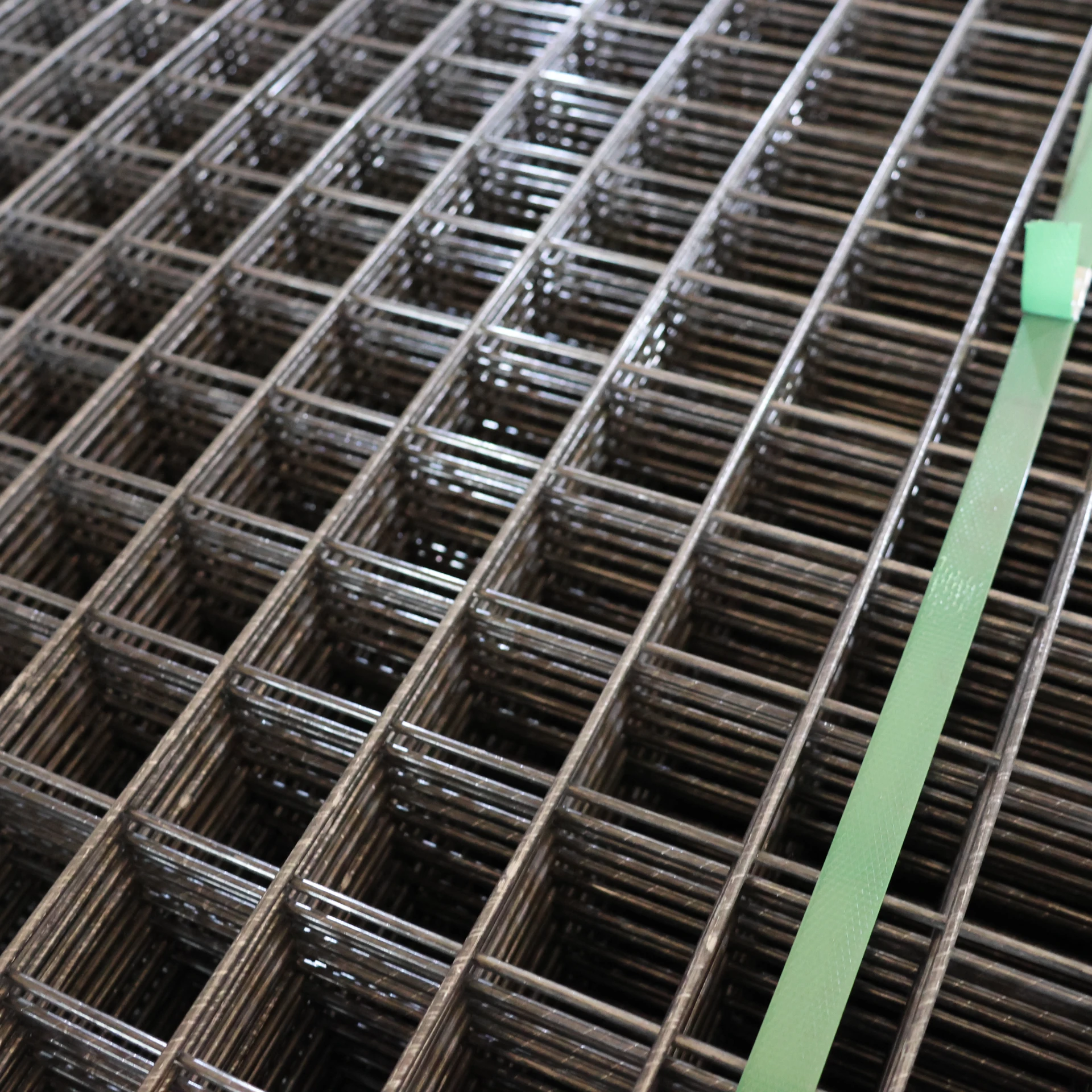 black welded wire mesh black welded wire mesh