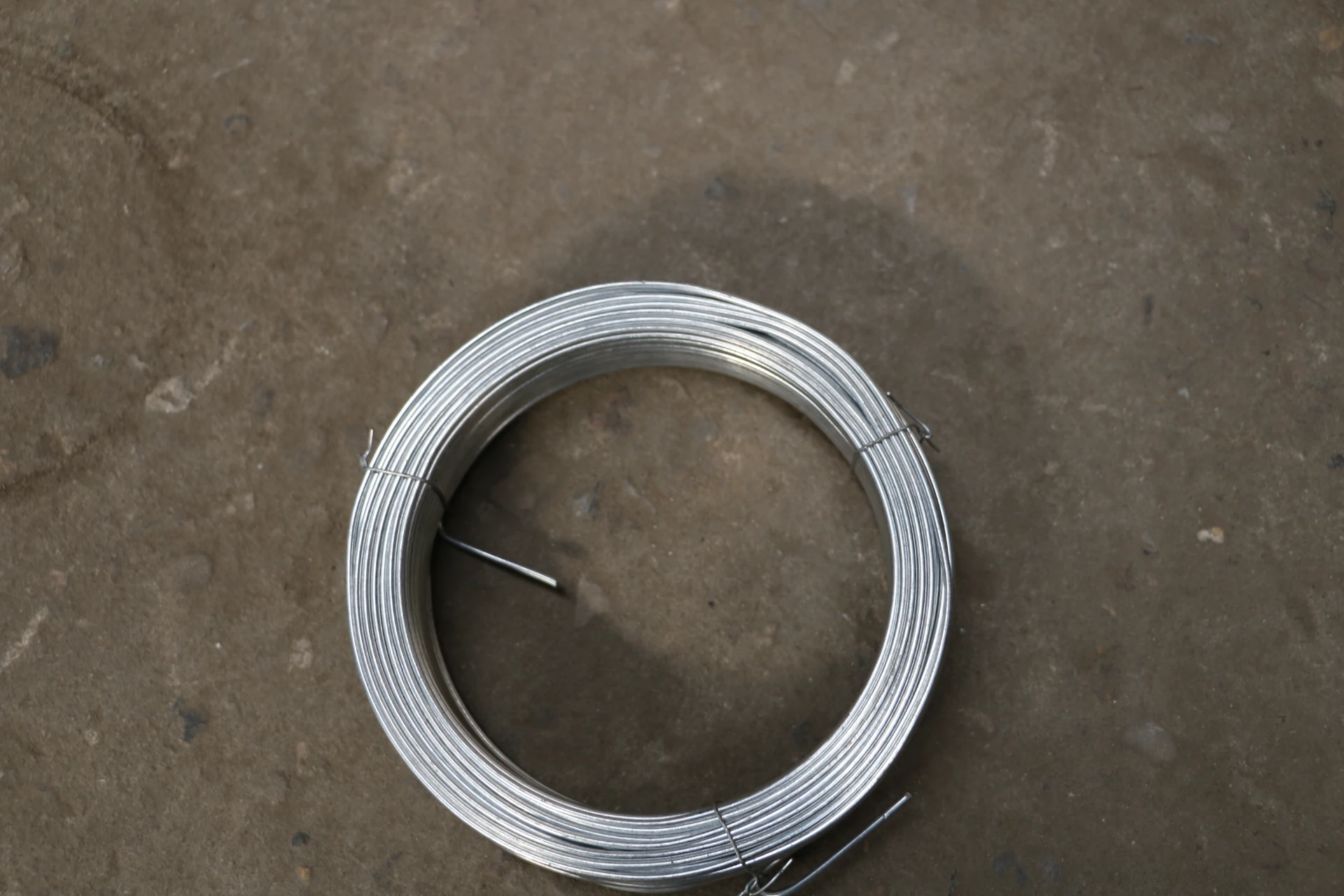 Experience the Superior Quality of Iron Wire