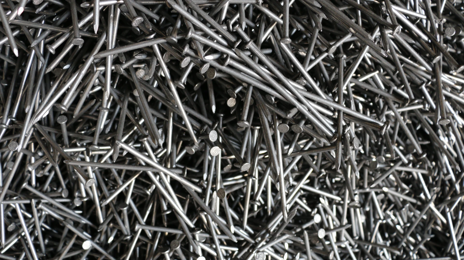 Characteristics and Usage Precautions of Common Nails