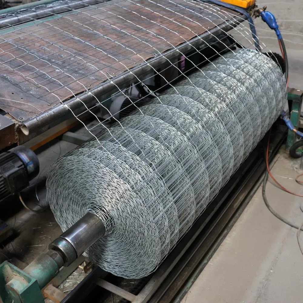 Curved Barbed Wire Fencing for Enhanced Security and Perimeter Protection Options