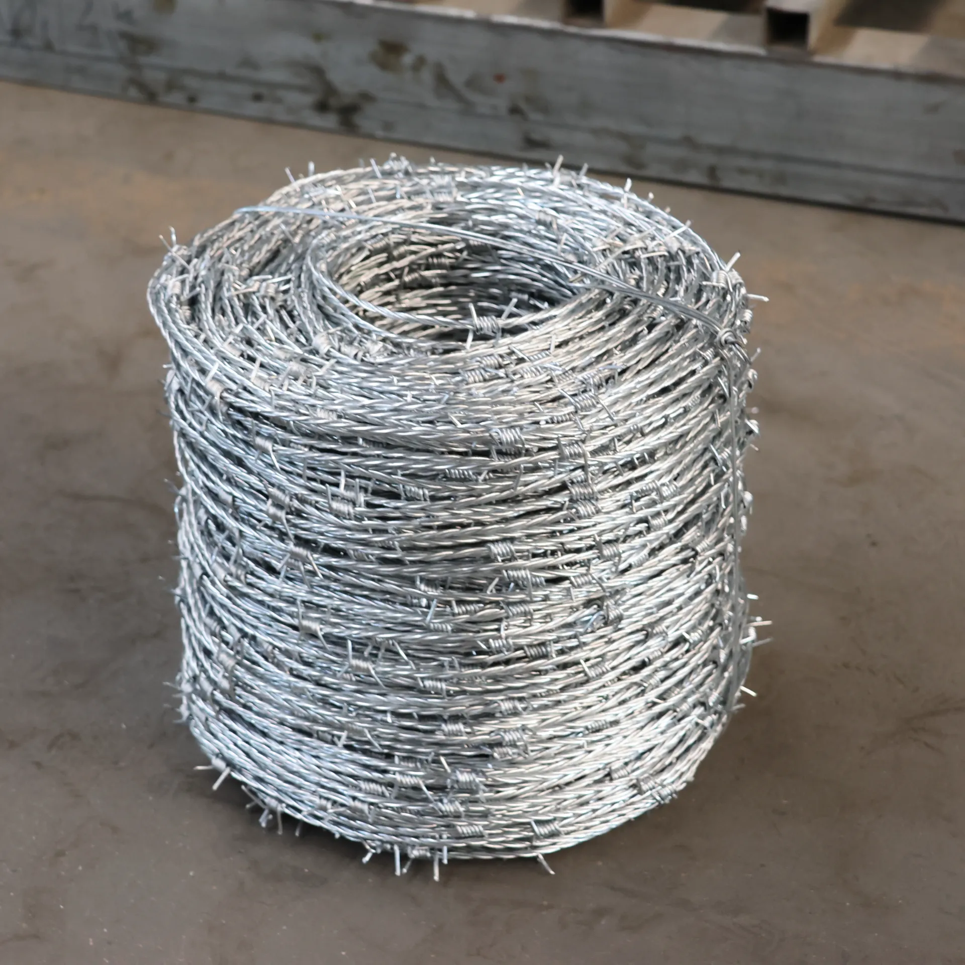 Modern Barbed Wire Fence Designs for Perimeter Protection