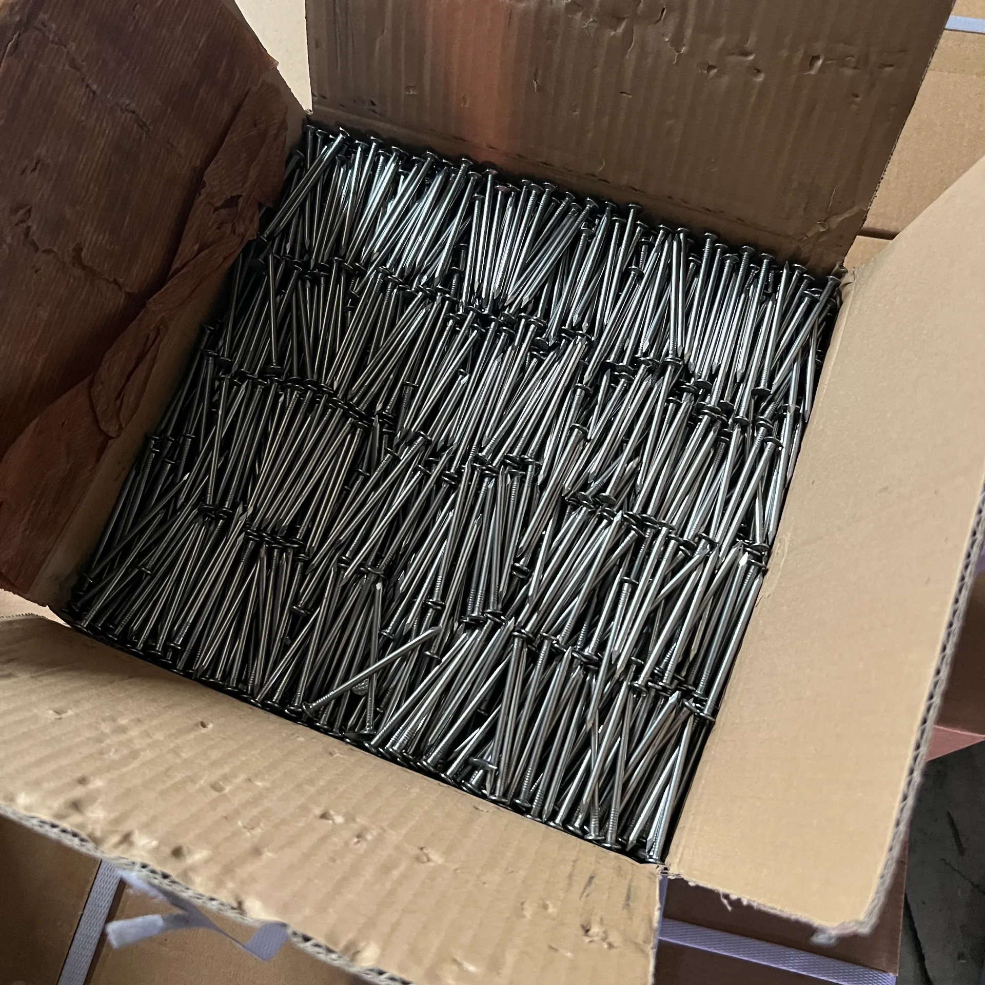 Architectural Uses of Umbrella Nails for Aesthetic Roof Designs