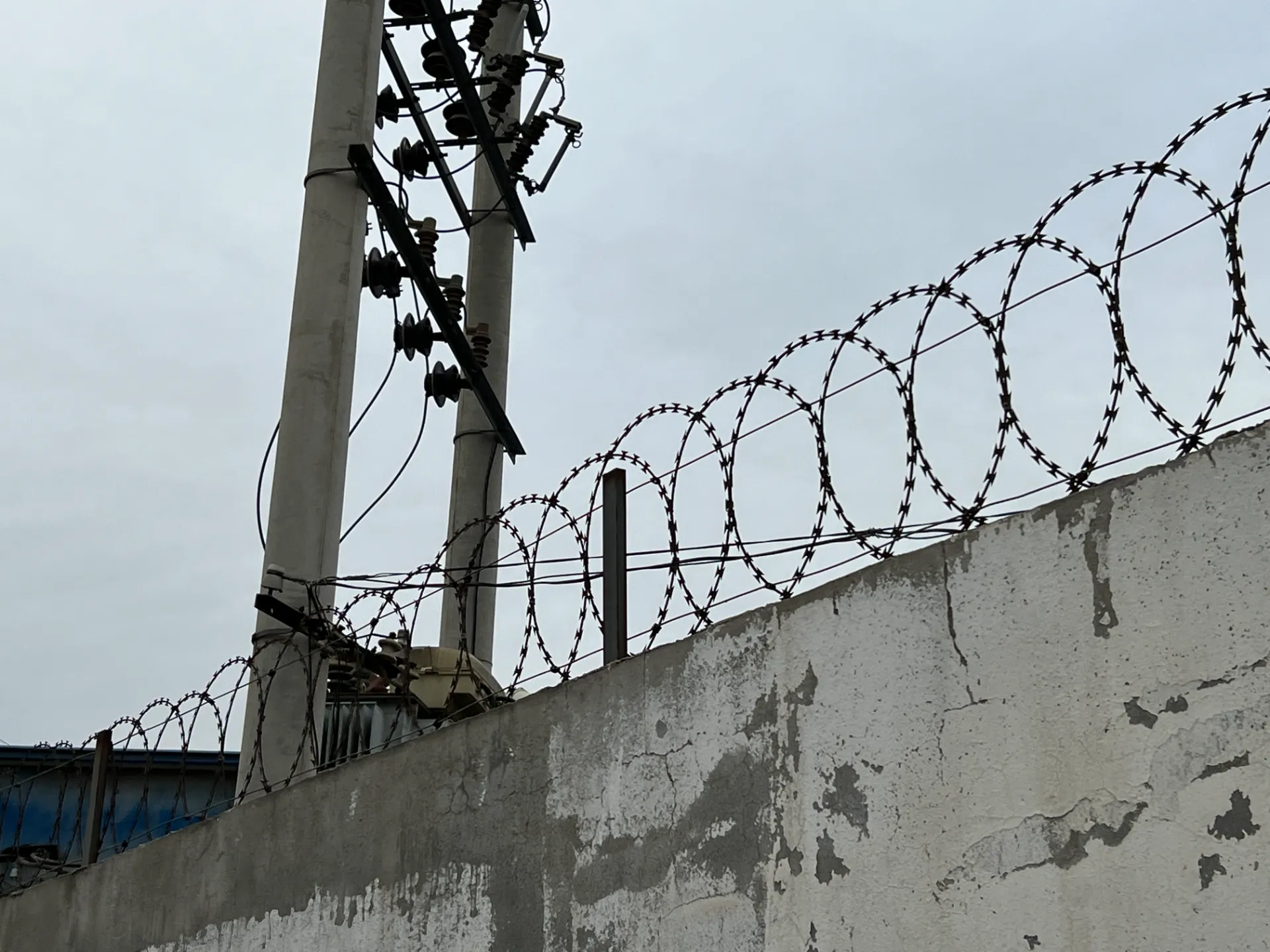 High-Security Razor Fence Solutions for Perimeter Protection