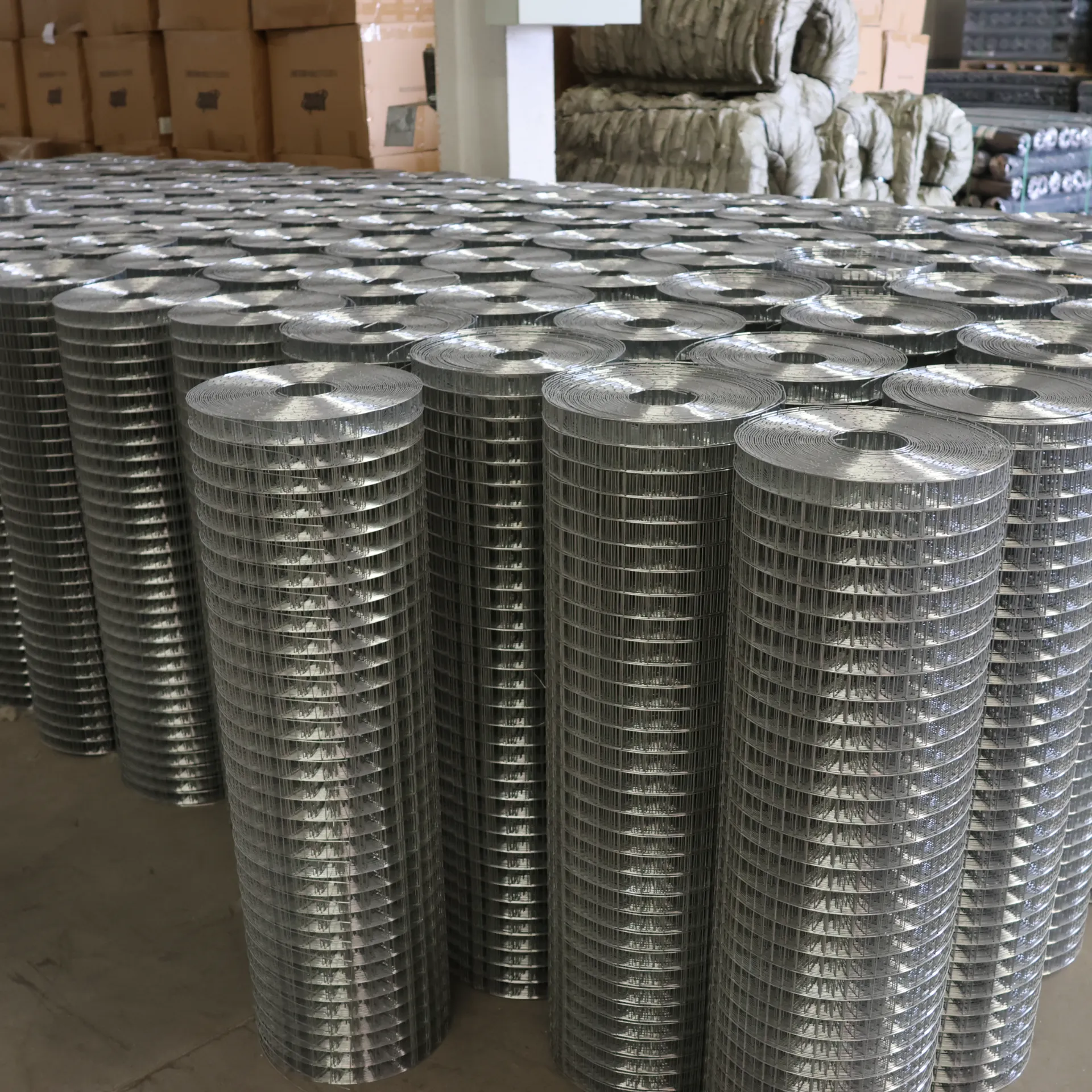 Key Considerations for Steel Mesh Price and Size Options