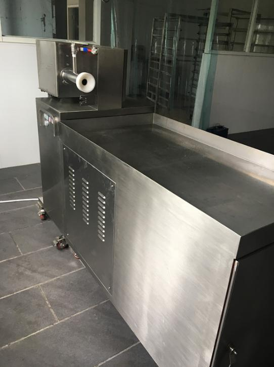 Automatic Sausage Peeler | High-Speed Casing Removal | Boost Production