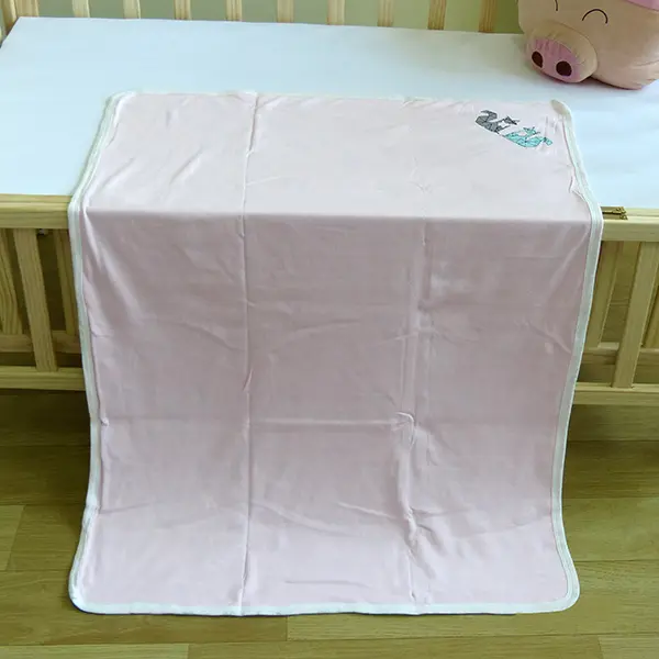 Safe Interlock Swaddle with AI Tech