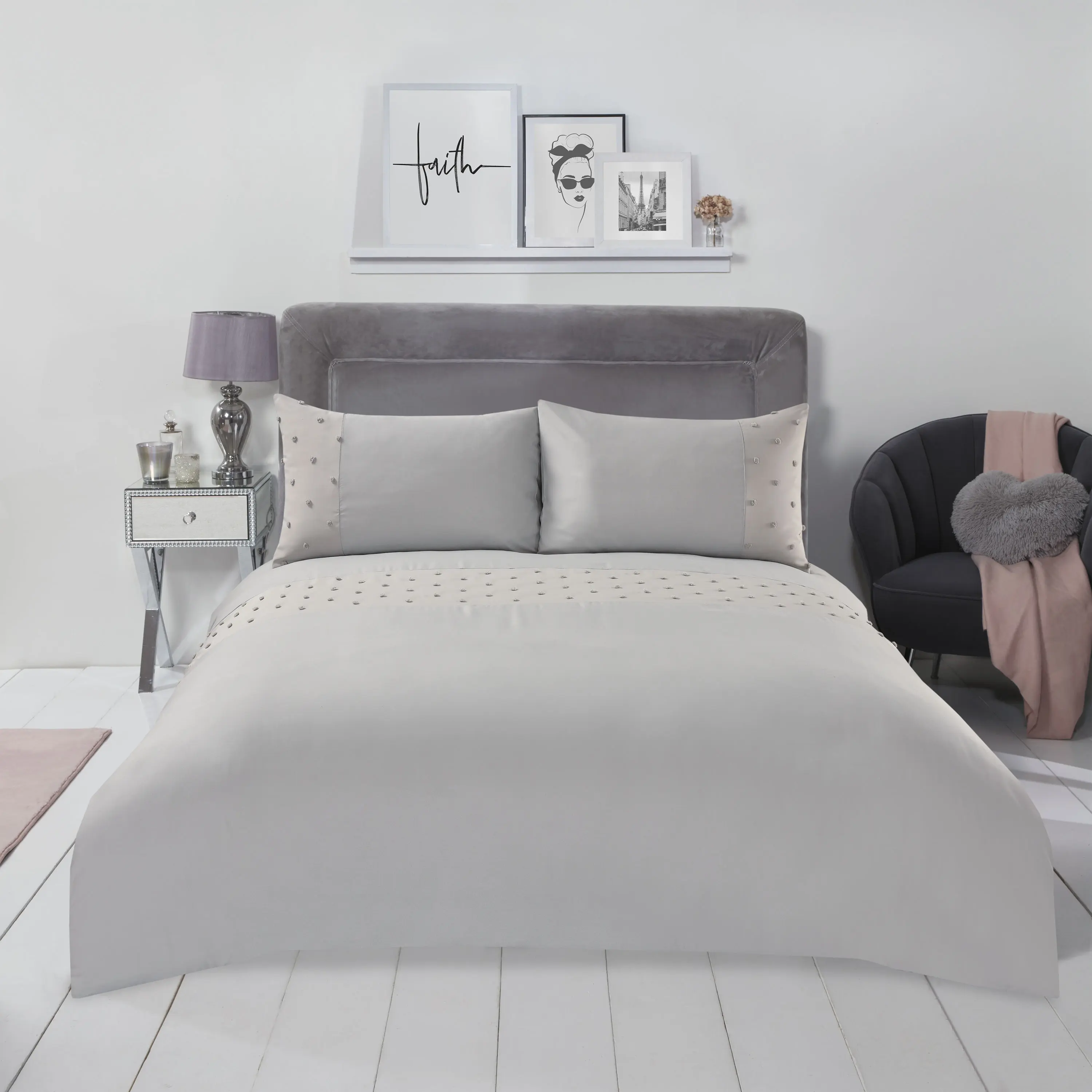 Elegant Pinstripe Duvet Cover - AI-Optimized Bedding Comfort