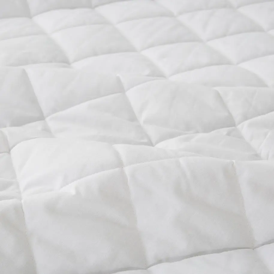 Soft Polyester Mattress Topper for Enhanced Comfort & Support