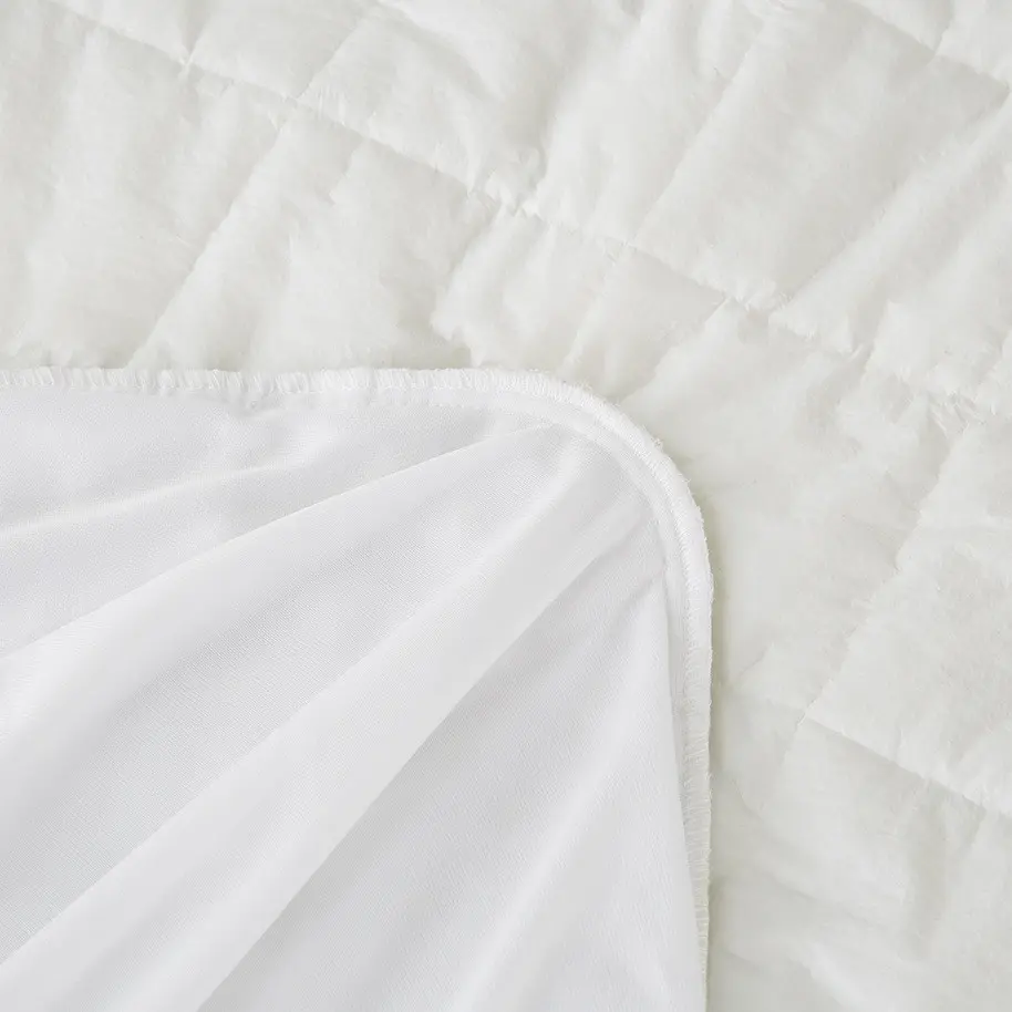 Soft Polyester Mattress Topper for Enhanced Comfort & Support