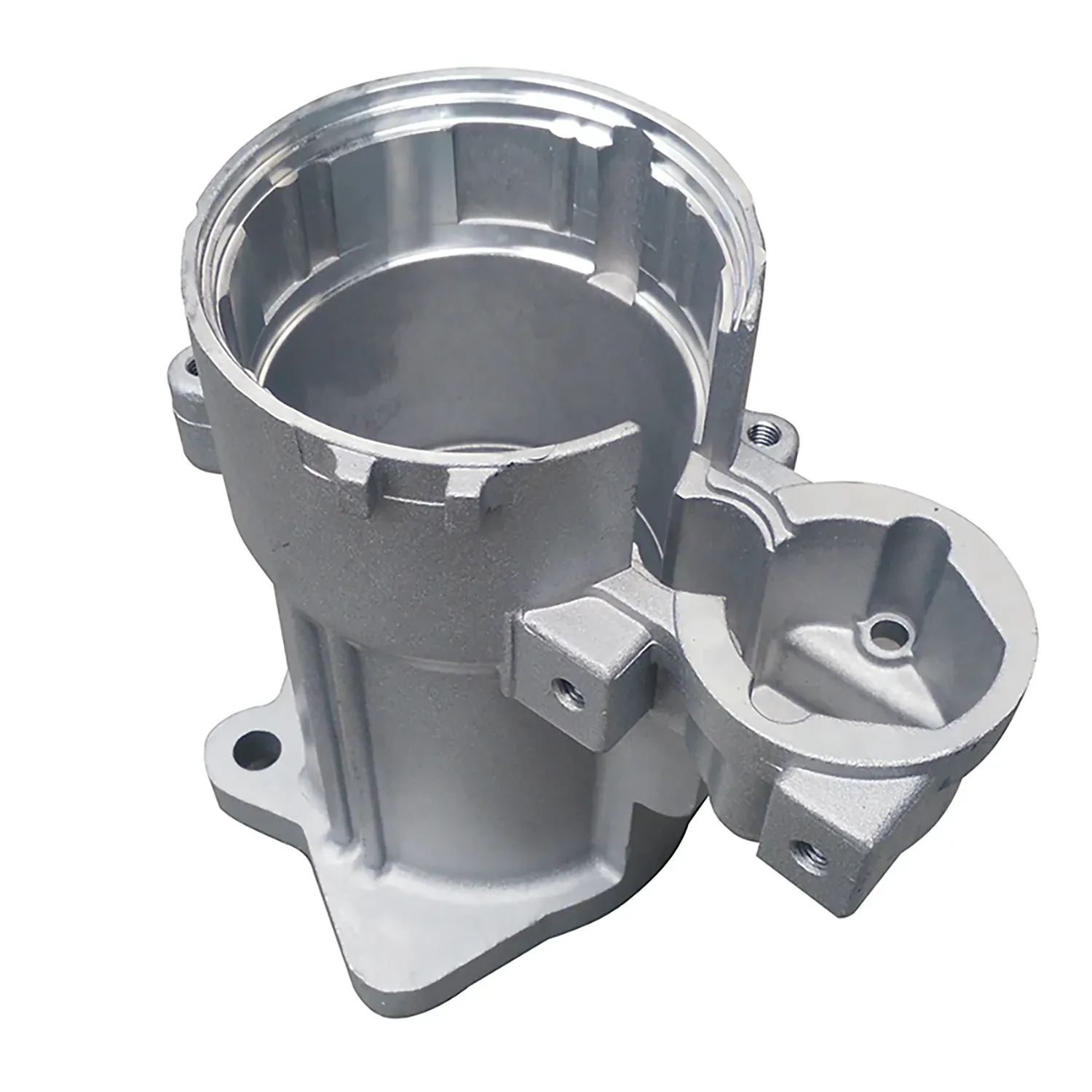 Engine Maintenance Tools and Oil Management Systems in Modern Agricultural Machinery